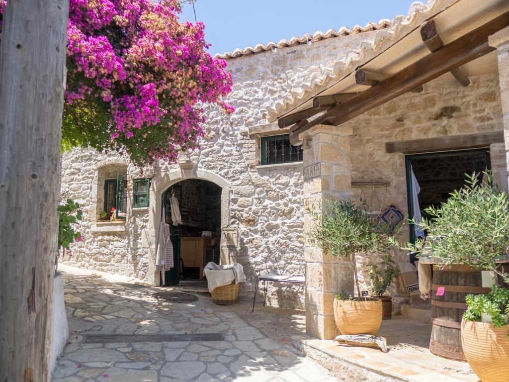 Maria Apartments Agios Georgios Pagon Exterior foto