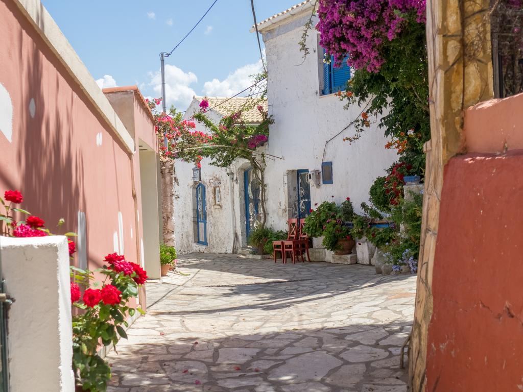 Maria Apartments Agios Georgios Pagon Exterior foto